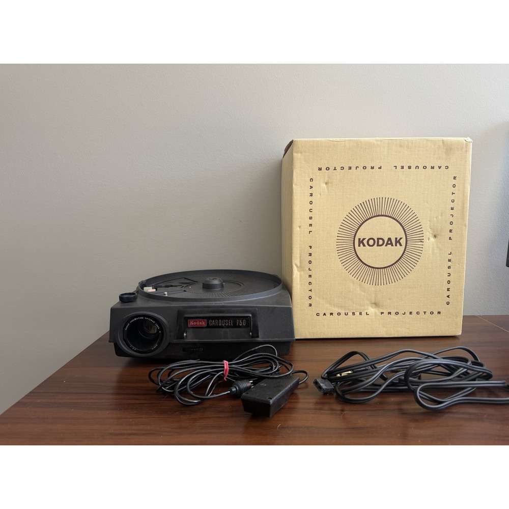 Vintage Kodak Carousel 750 Slide Projector Ektanar Lens Remote Manual Original